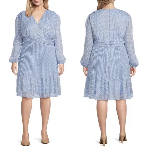 NWT Alex Marie Plus Size Mia Long Sleeve V-Neck Foil Chiffon Dress - Picture 1 of 4
